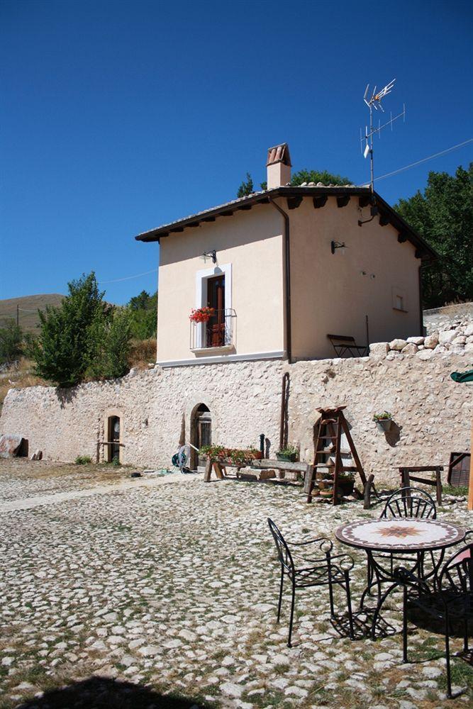 La Casa Su Le Dimore Del Borgo ซานโตสเตฟาโน ดิ เซสซานีโอ ภายนอก รูปภาพ